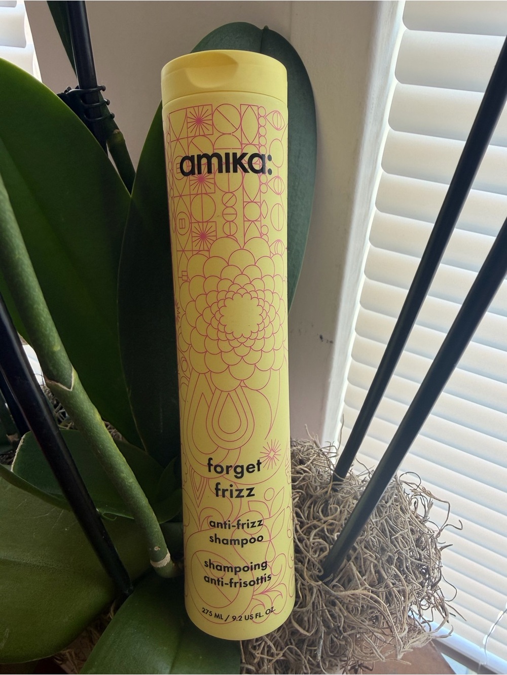 amika Yellow Bottle Forget Frizz Anti-Frizz Shampoo